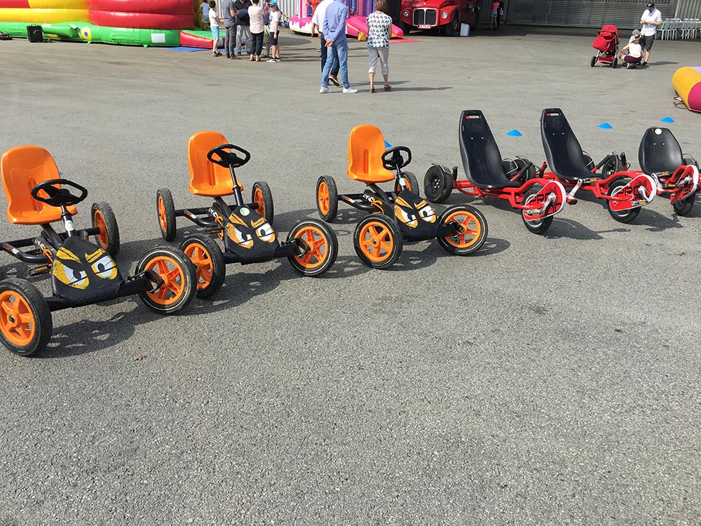 Location de karts à pédales pour enfant, avec ou sans circuit gonflable